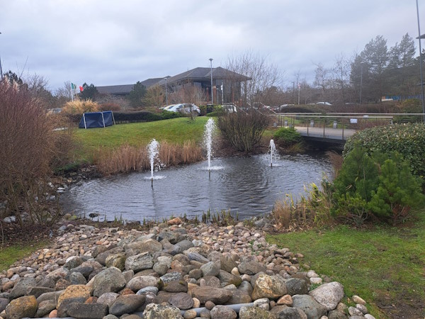 Lake fountain systems near Bridge