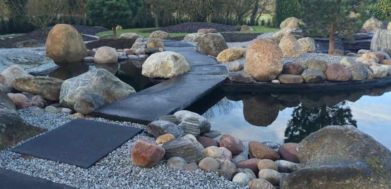 Large Concrete and Fibreglass lined pond